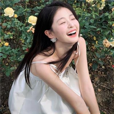 战火中的小狐狸