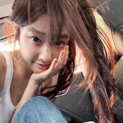 唐娜提拉 海报